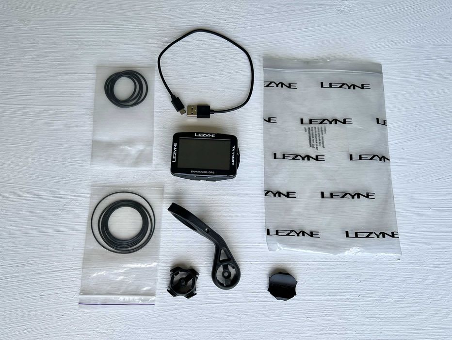 Велокомп'ютер Lezyne Mega XL GPS + 2 кріплення | Офіційний | Є нюанс