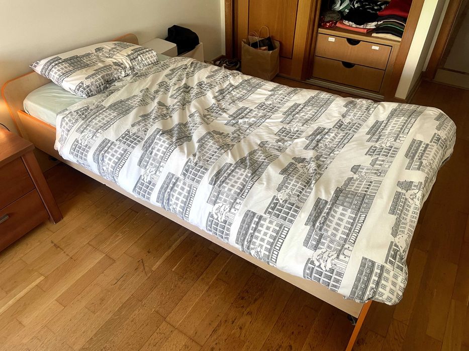 Cama de solteiro + Colchão