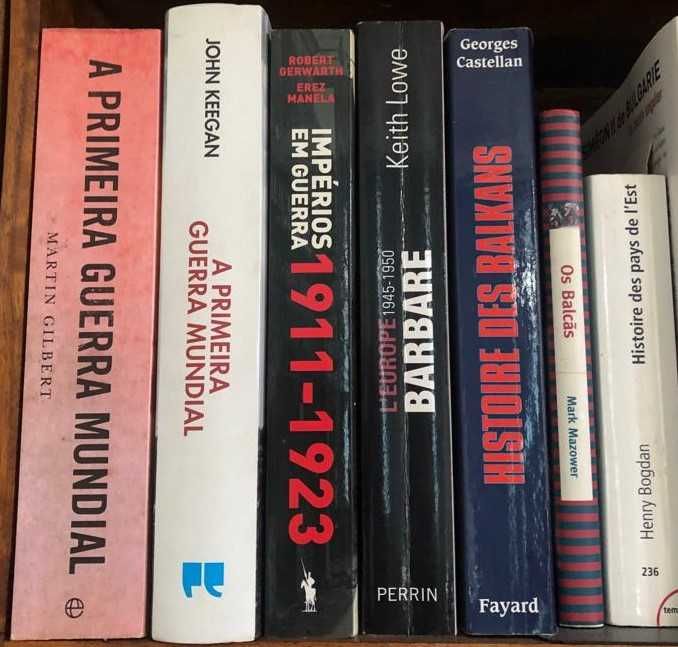 Livros sobre História em Português e Francês