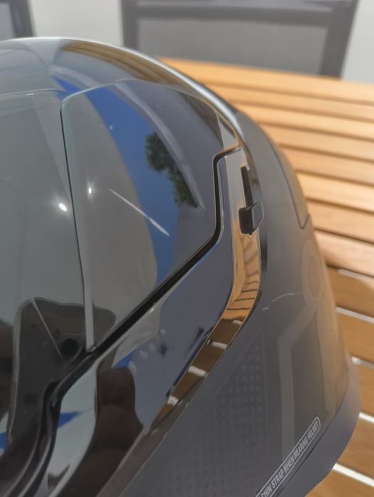 Capacete Icon Airflite Stealth MIPS