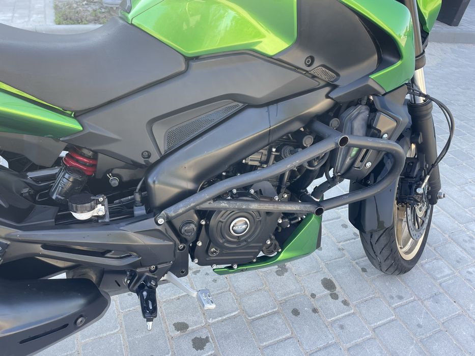 Bajaj Dominar 400