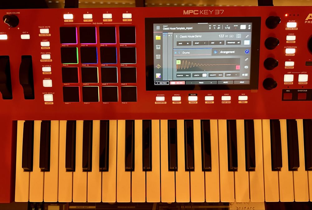 Akai Professional MPC Key 37