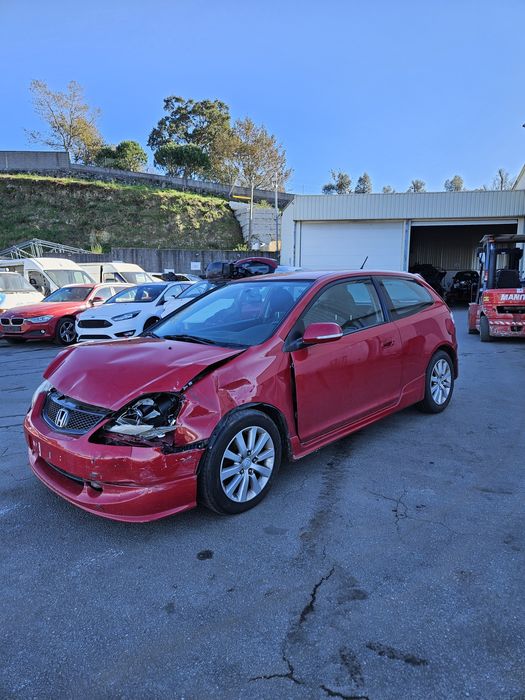 Honda Civic VII 1.6i de 2006 para peças 
Não vendo comp