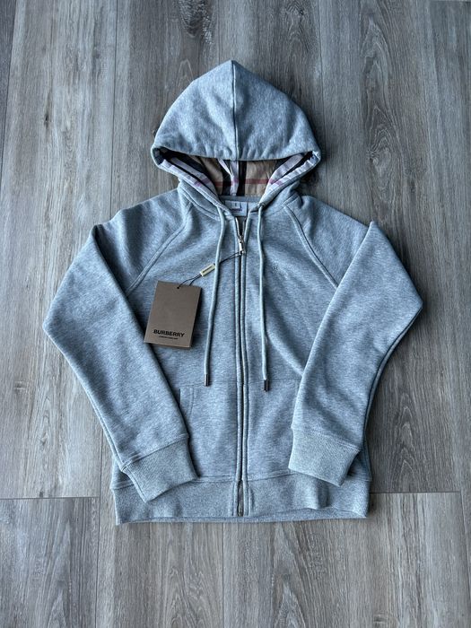 Burberry zipper