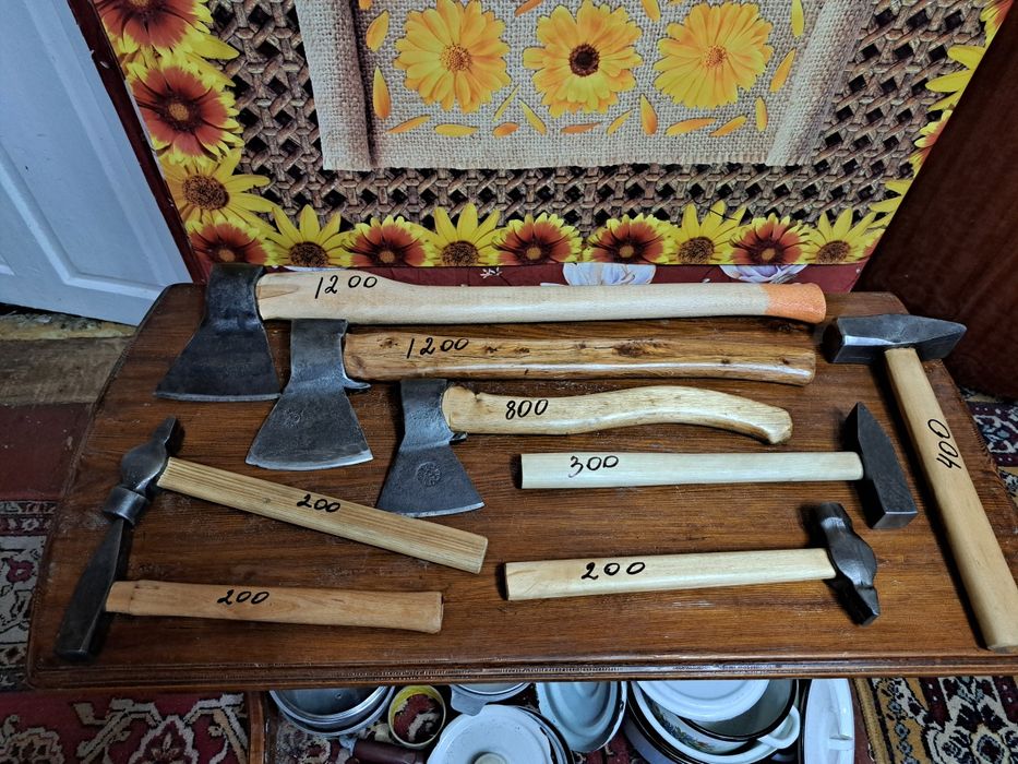 продам топори і молотки СССР