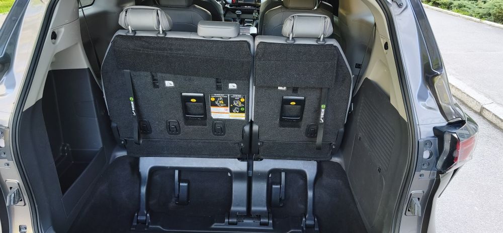 Toyota Sienna 2023