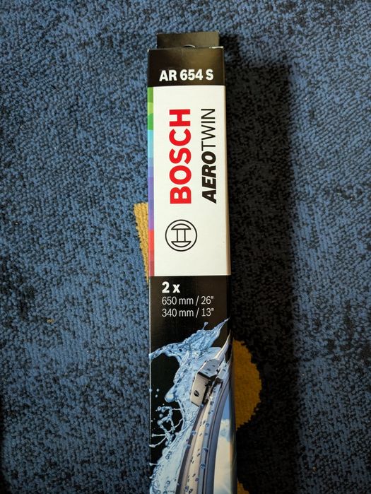 Duas escovas pára-brisas Bosch A654S