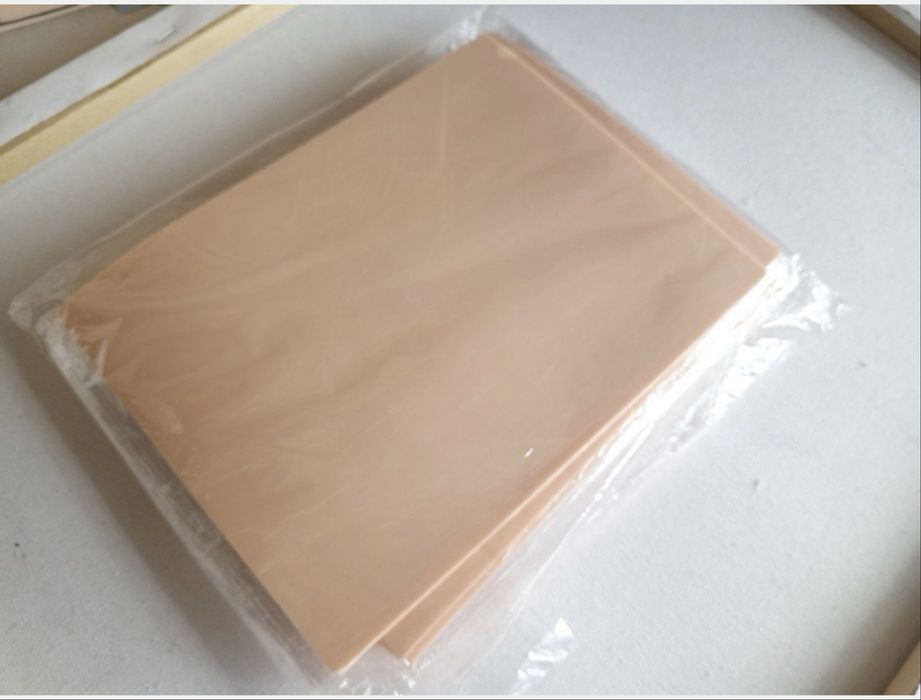 Продам іскуствену кожу для тату