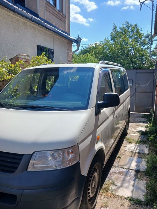 Вантажні перевезення до тонни