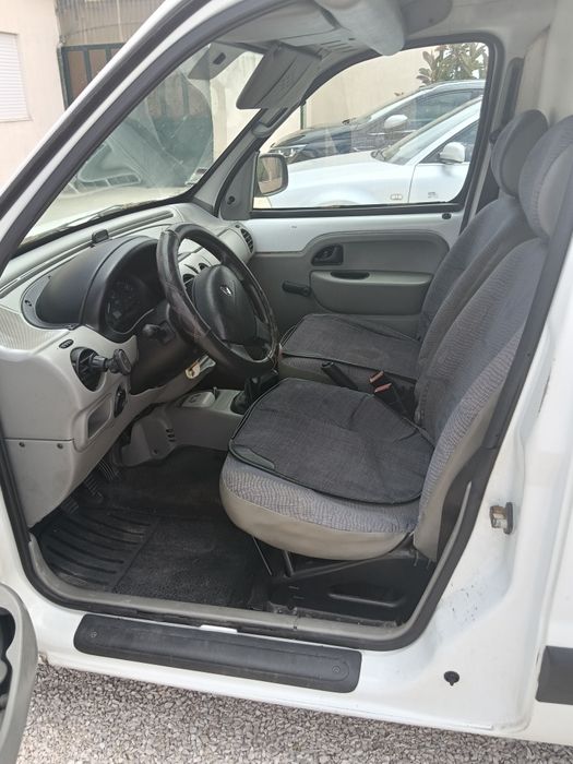 Kangoo em boas condições