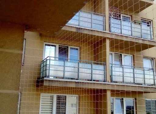 Komplet Siatka na balkon z uchwytami mont. Dł 19 m. x sz 1,40m nowa