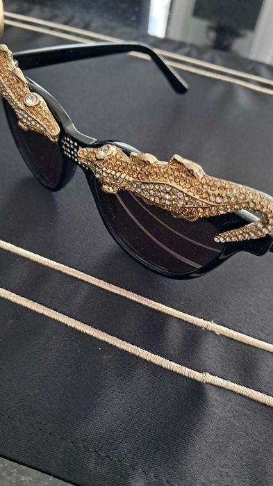 Anna dello Russo H&M okulary  krokodyle