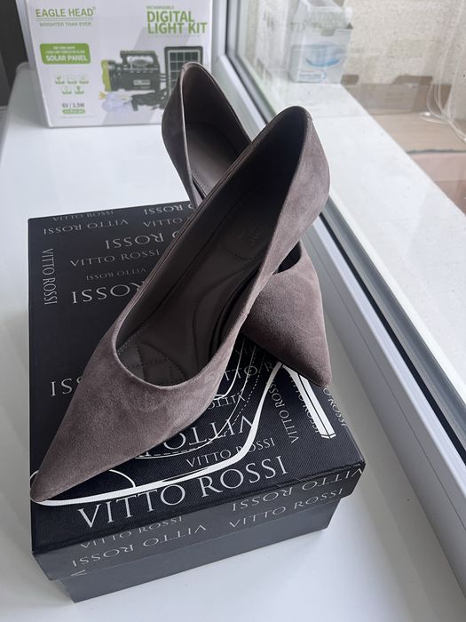 Елегантні туфлі човники Vitto Rossi