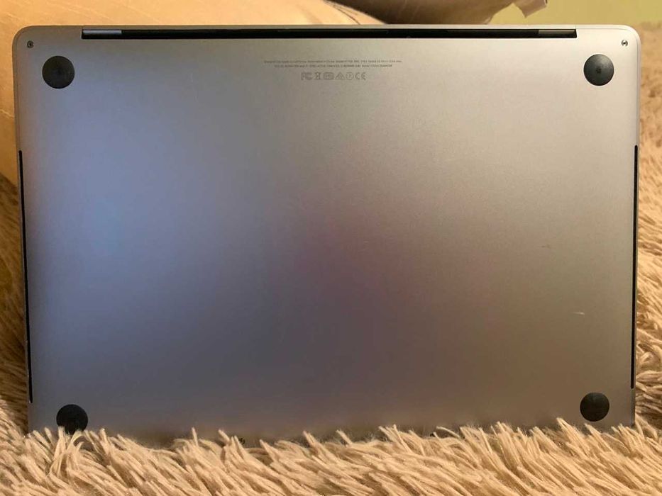 MacBook Pro 13 A1706 TouchBar Intel i7 - 16Gb - 1TB SSD