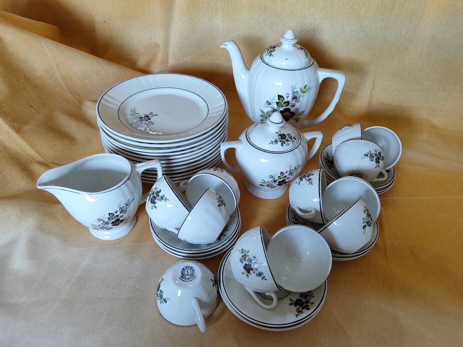 Serviço de chá/café completo Sacavém - 12 pessoas (39 peças)
