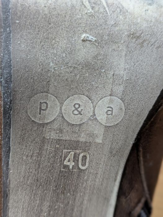 Botas em pele usadas 1x