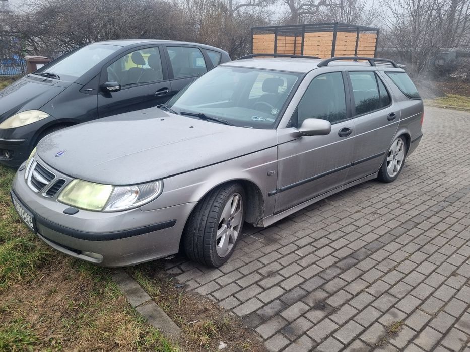 Saab 95 2.0t z usterkami dla konesera marki