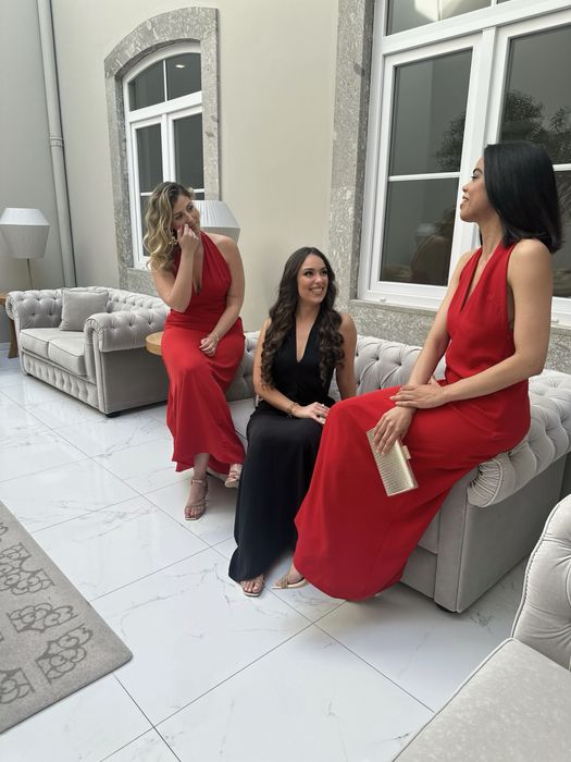 Vendo lote de roupa variada 100 peças