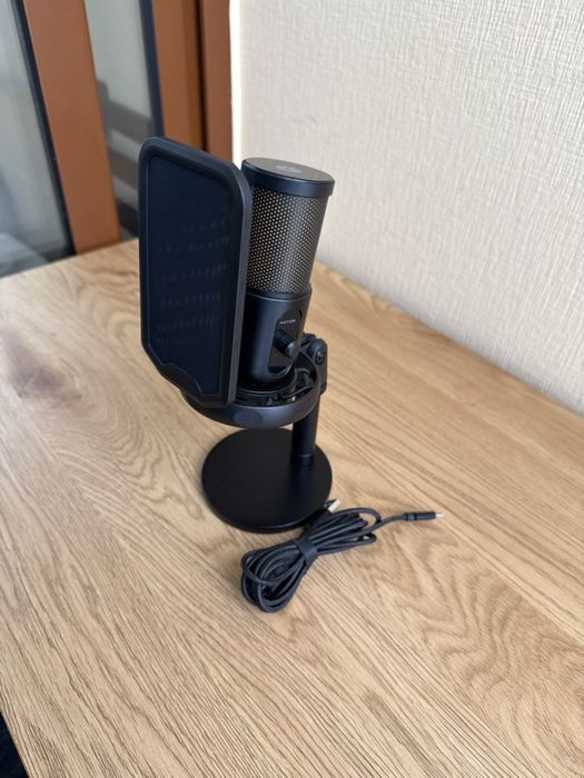 Мікрофон Hator Signify RGB HTA-510 ідеальний стан