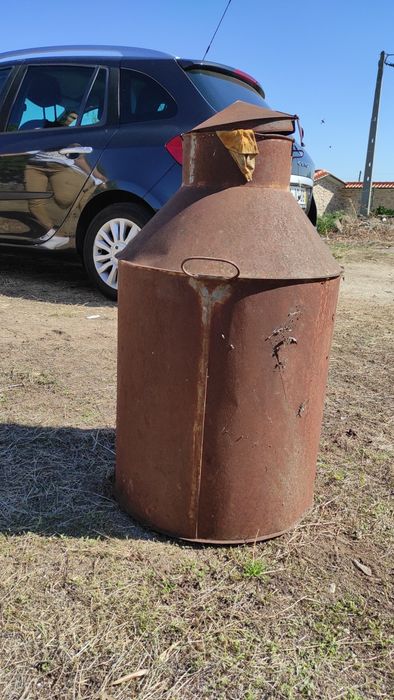 Talha / pote de azeite antigo