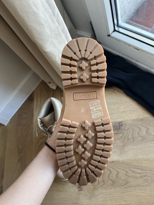 House Nowe botki śniegowce trapery beżowe 37