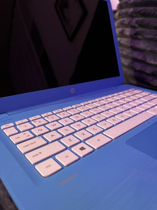 Turkusowy Notebook HP Windows 10