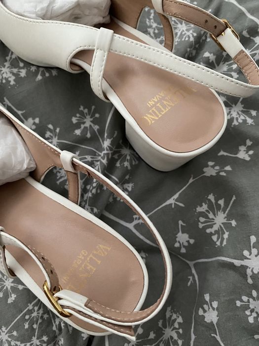 buty valentino 40 szpilki czółenka na platformie