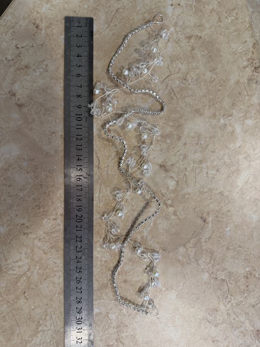 Прикраса для волосся