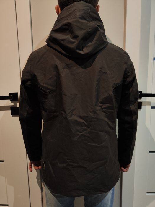 Kurtka Trekingowa Jack Wolfskin pachnąca nowością