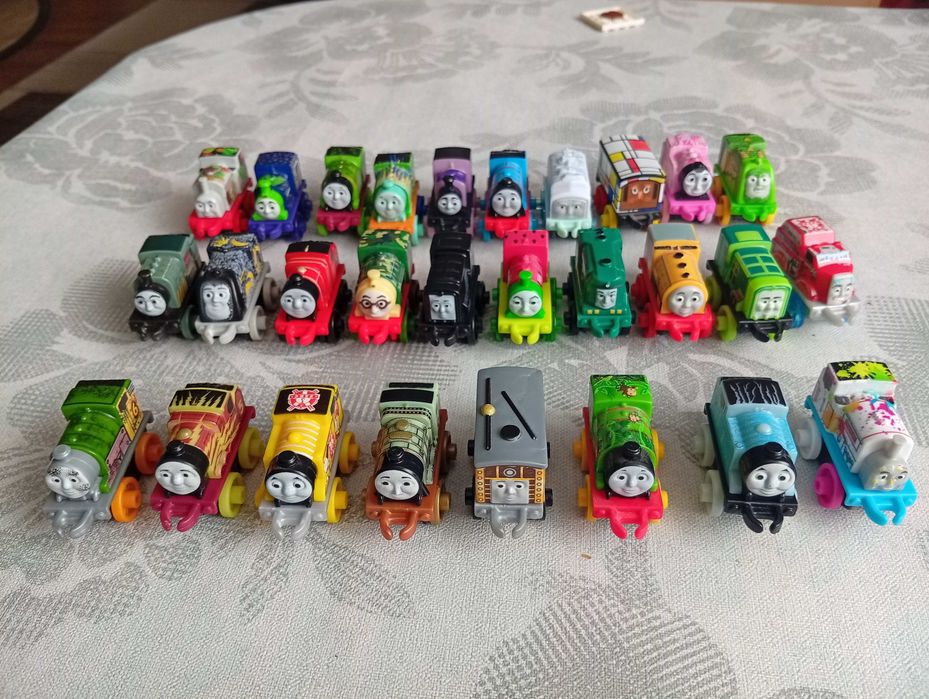 Паровозики  Томас і друзі мініки