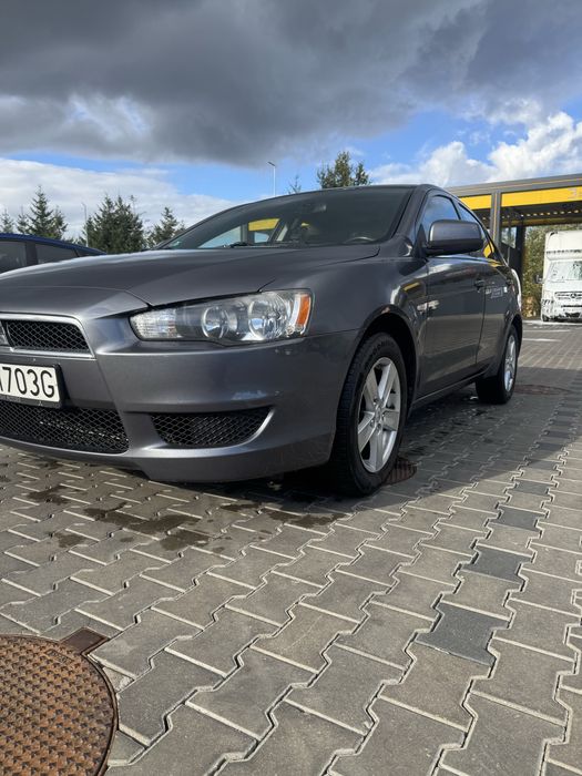 Mitsubishi Lancer