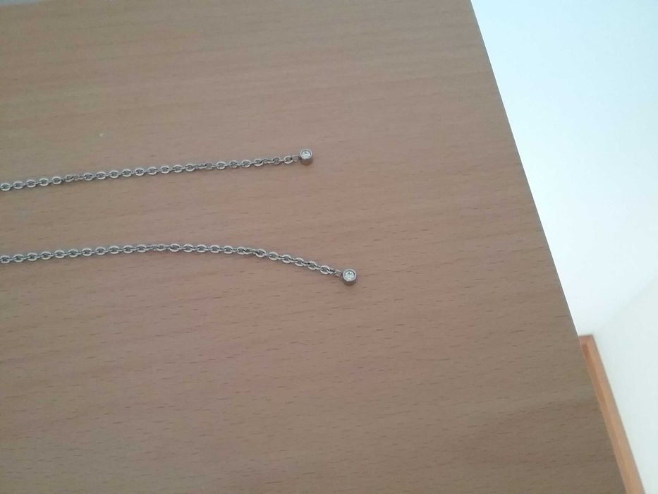 Conjunto novo Swarovski de brilhantes (fio, brincos e anel ajustável)