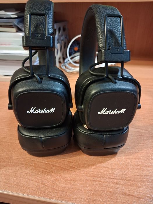 Продаю навушники marshall 4
