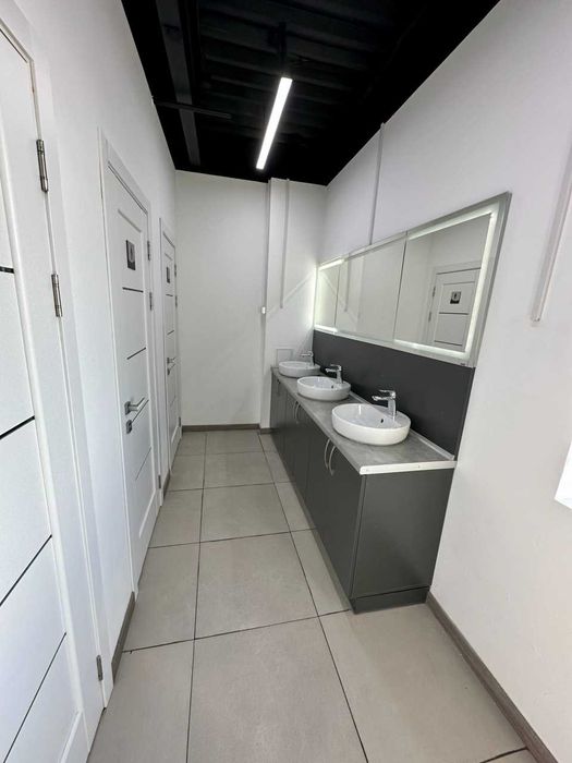 Видовий та Сучасний офіс в 3 рівня 860м.кв. біля метро Шулявка та КПІ.БЕЗ%