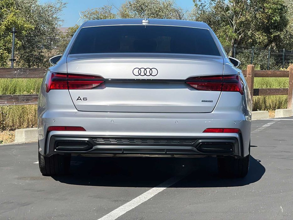 Audi A6      2023