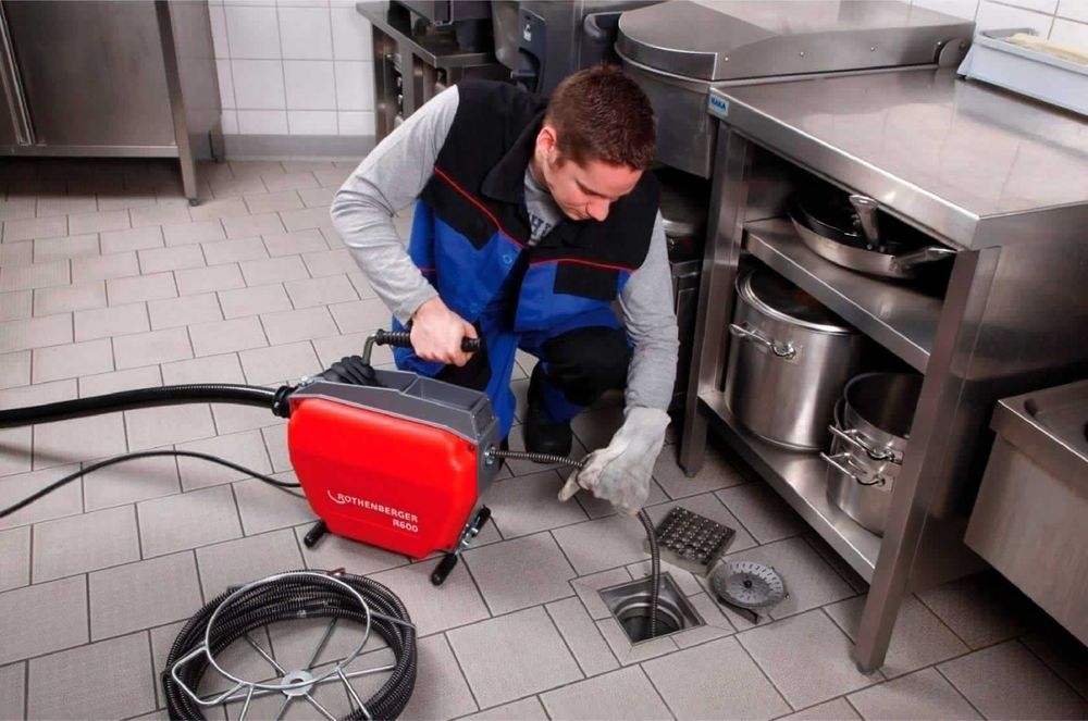 Чистка канализации. Прочистка труб, гидродинамическая прочистка труб