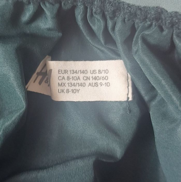 Гарна ошатна спідниця на 8-9 років від h&m