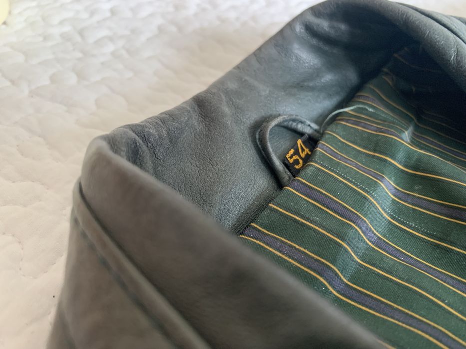 Blusao em pele vintage verde