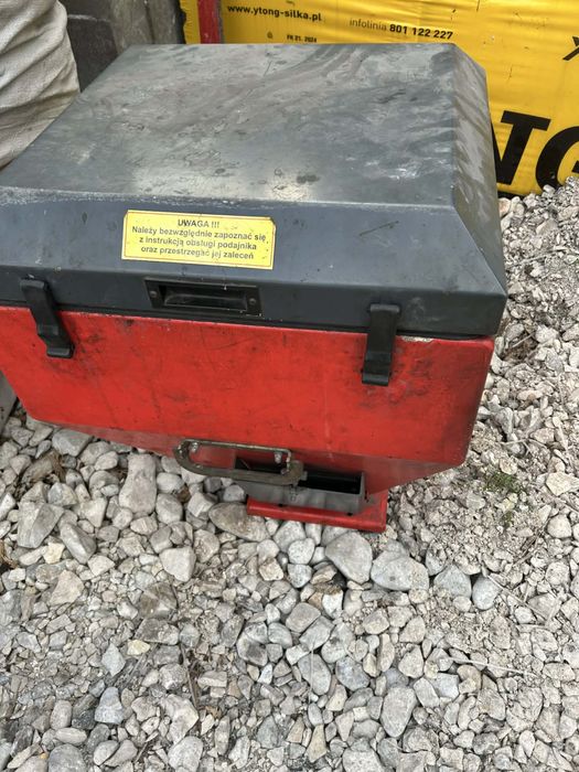 Podajnik do pieca na ekogroszek zbiornik podajnik