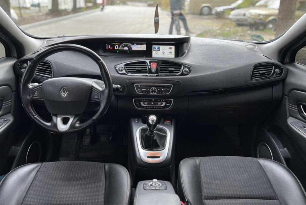 Renault scenic 2011 1.9 tdi