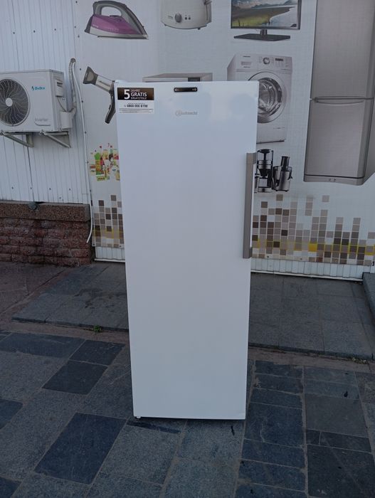 Морозильная камера Whirlpool No-frost 253 литра INVERTER A+++ из Германии ГАРАНТИЯ 6 месяцев