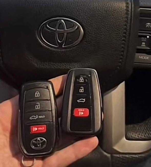 Ключ Toyota Програмування автоключів