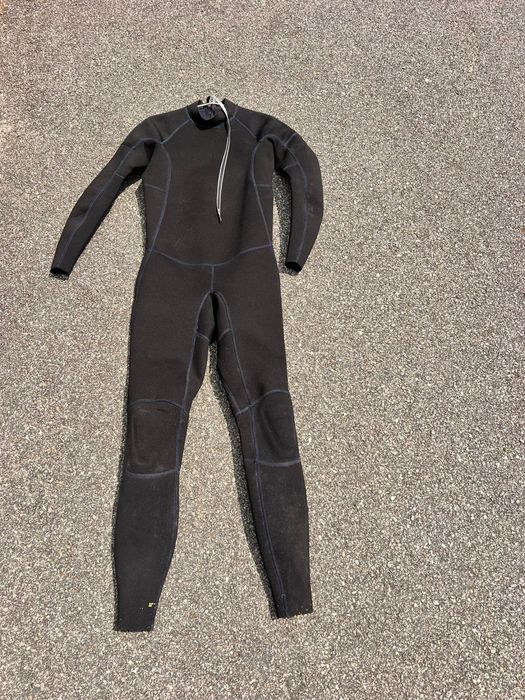 Fato de Windsurf / Surf em Neoprene 2:2 mm – Excelente Estado