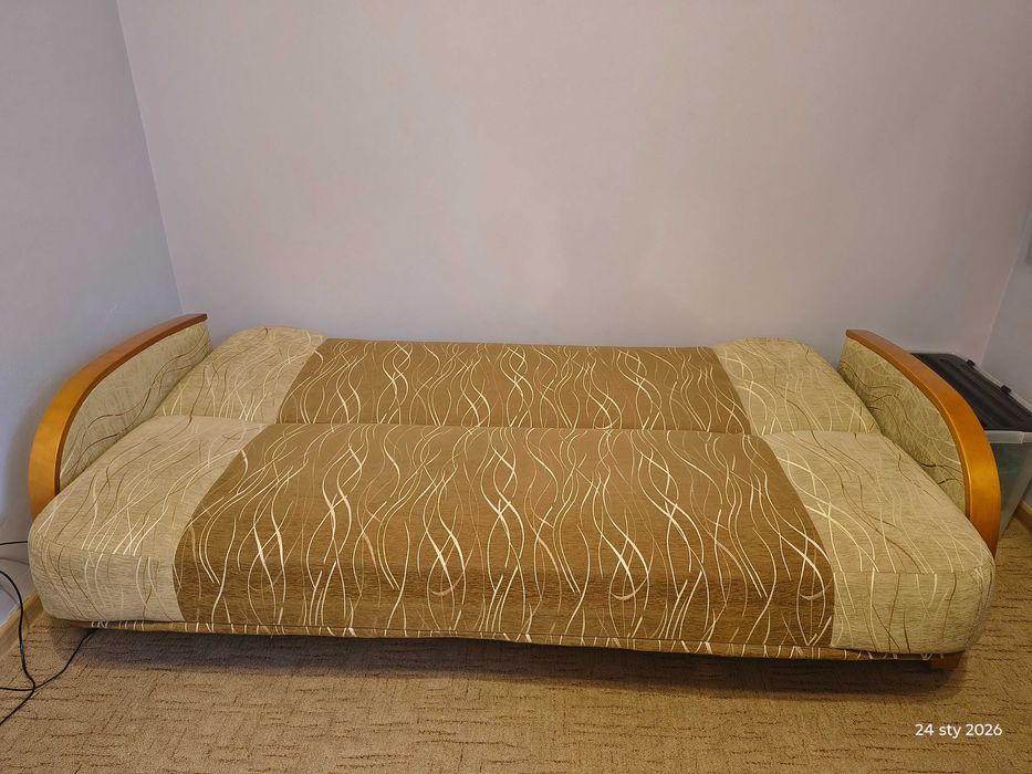 Oddam używaną wersalkę