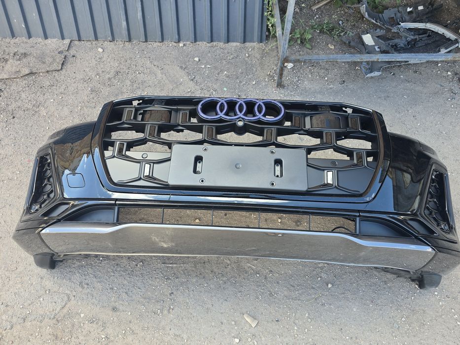 Бампер Audi Q7 24.26 рік.