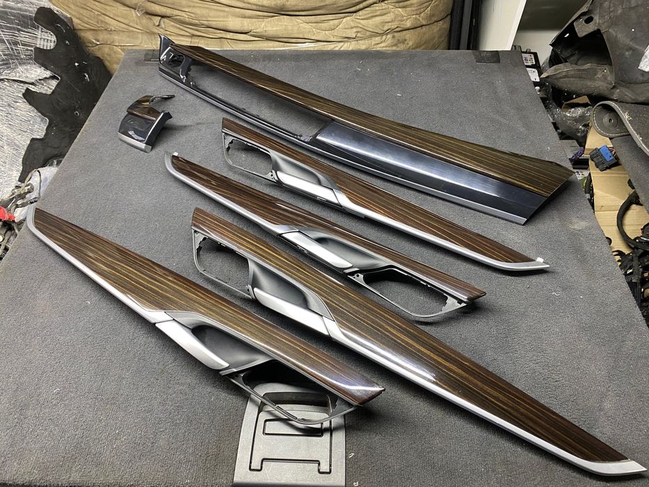 Елемети декор салону БМВ X6 F16 ДЕРЕВО ПІД ЛАКОМ