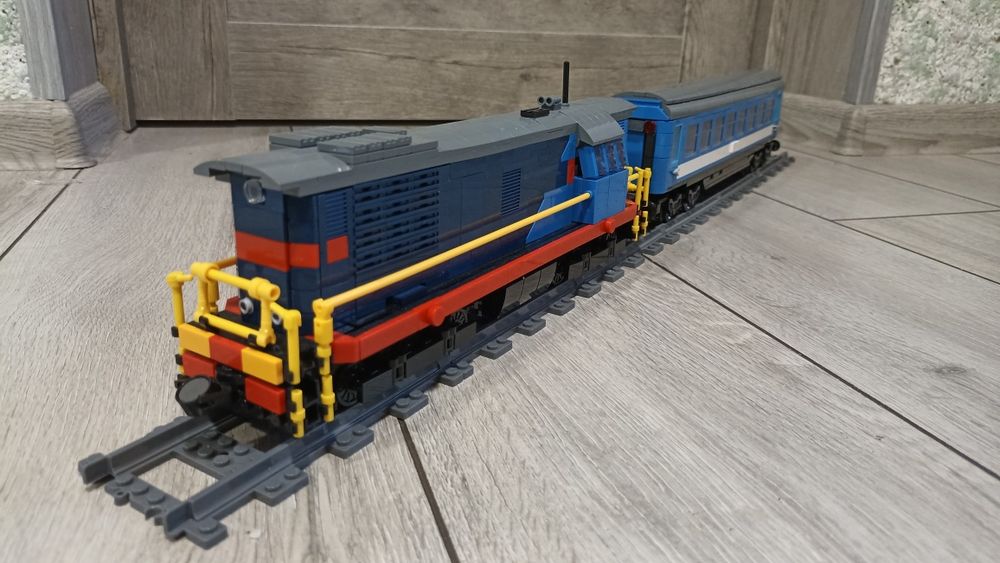 Конструктор тепловоз ЧМЕ3 (сумісний з Lego)