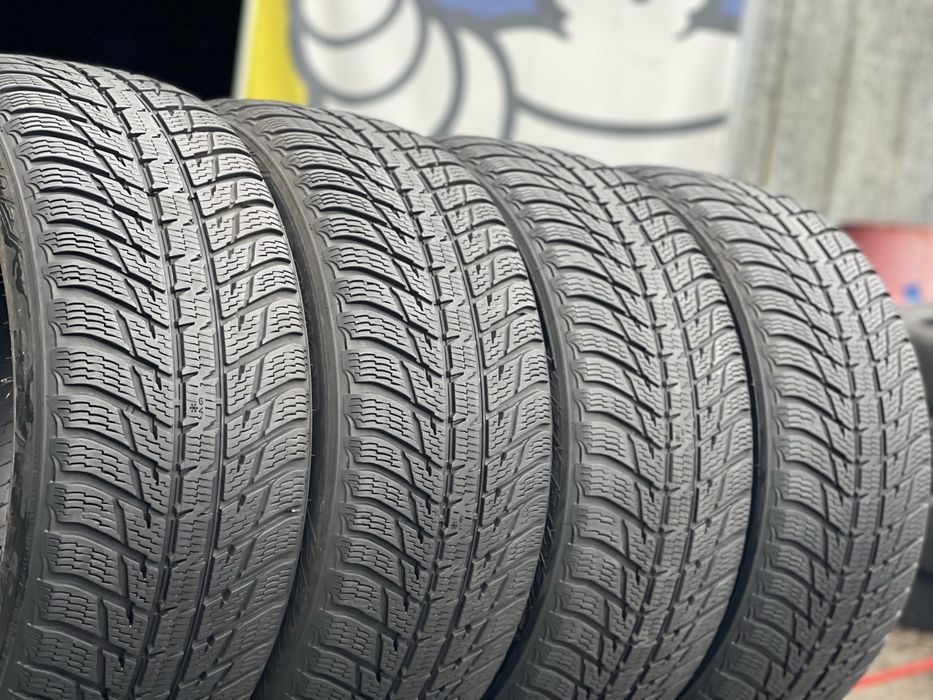 Шини Зимові 4шт 235/55 R17 Nokian WR SUV 3