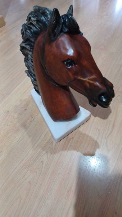 Estatueta Cabeça de Cavalo em pedra