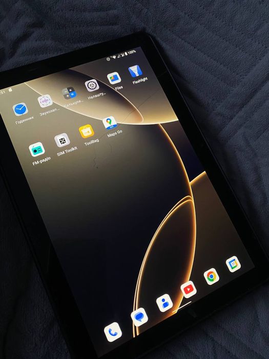 Планшет OUKITEL мощний